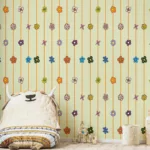 Ideal for creative homeowners in Phoenix, Arizona, and Melbourne, Australia, this wallpaper suits vintage-modern interiors, transforming plain walls into artistic floral statements without damaging paint or surface